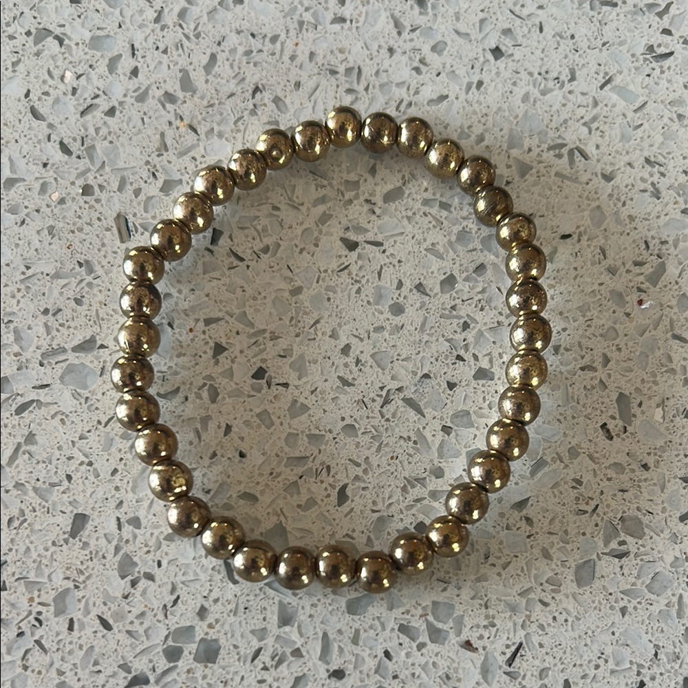 Elegant Gold Beaded Bracelet
